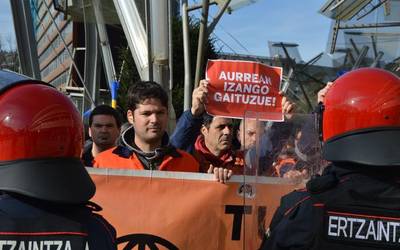 Amaitu da Tubos Reunidoseko zuzendaritza eta sindikatuen arteko bilera, akordiorik gabe