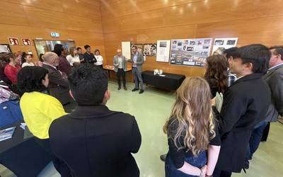 'Errepresioa, dispertsioa eta bakea' erakusketa ikusgai dago