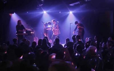 Irlandako Ye Vagabonds eta Olaia Inziarteren kontzertuak izanen dituzte apirilaren 18an Sarako Santa Katalinan