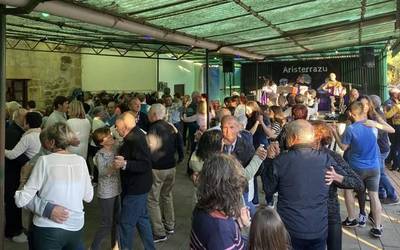 Miren, Maddalen eta Oier igoko dira bihar Aristerrazuko oholtzara