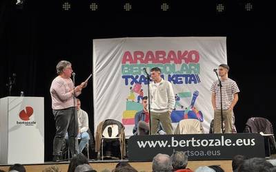 Peru eta Martin Abarrategi anaiak Arabako Bertsolari Txapelketan izango dira