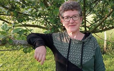 «Nekazaritzak bizirautea nahi badugu gutxieneko soldata propioa behar da»