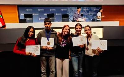 VIII. Filosofia Olinpiadetako Dilema ataleko sari nagusia, Abadiñora