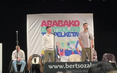 Bertsoz jantzi da Debagoiena asteburuan zehar