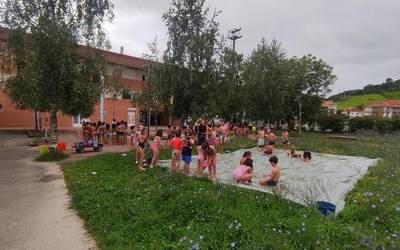 Haur eta nerabeei zuzendutako udalekuak antolatu ditu udalak uda honetarako