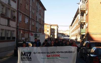 M17ko adierazpenak, gizarte zerbitzuen mankomunitateko zerrenda sortzea eta kamioi baten su hartzea