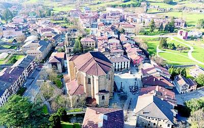 Elorrioko Udalak 100 haritz banatuko ditu Basoen Nazioarteko Eguna ospatzeko