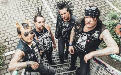 Total Chaos taldeak kontzertua emango du bihar Arrasateko gaztetxean