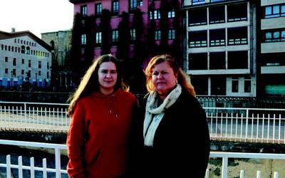 Carmen Garcia eta Oihane Arozena: "Diegori buruz ditudan oroitzapen denetan barrez ari da"