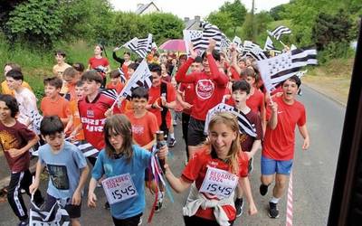 "Ahizpa txikiak" mundu osoan