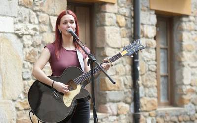 Maria Vaquerizok domeka eguerdia goxatu du Eskoriatzan