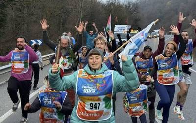 Lautadan zehar ariko da Korrika goiz osoan zehar