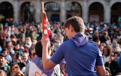Korrikalari txikiek bete dute Gasteiz
