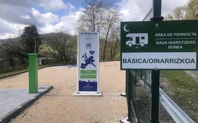 Autokarabanentzako gune berria martxan paratu dute Lesakan