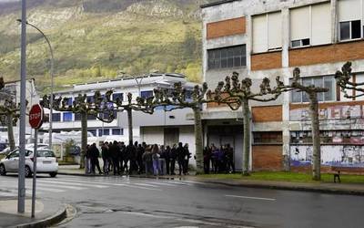 Gaztetxearen inguruan, elkarrizketaren bidea hartzeko deia egin du EH Bilduk