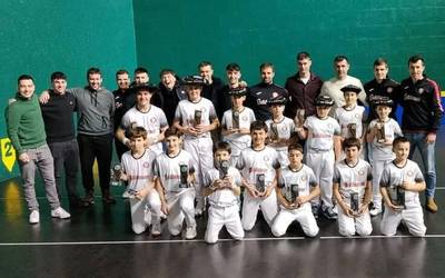 Buruz buruko zazpi txapeldun berri ditu Atano III.a pilota txapelketak