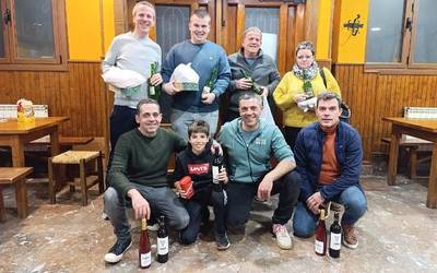 Hogeita bat bikotek parte hartu dute Sunbilla-Igantziko mus txapelketako hirugarren jardunaldian