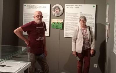 'Naparra' Gasteizko memorialean egiten ari diren erakusketatik kentzeko exijitu du familiak