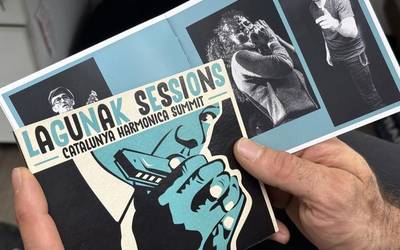 'Lagunak Sessions' diskoa kalean, Arrasateko Javier Lagunak babestuta