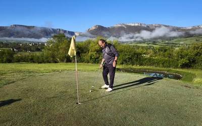 Urduñak bere pitch & putt zelaiaren kudeaketa jokalariei lagatzen die, eraldaketa urte betearen ondoren
