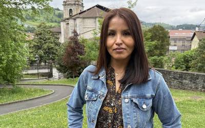 Gladys Ccalli: "Kuriosoa da, baina hona etorrita ikasi dut nire kultura maitatzen"