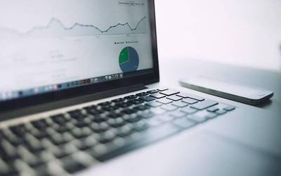 eCommercea, fidelizazioa eta estrategia digitala hizpide izango dituen lan saioa
