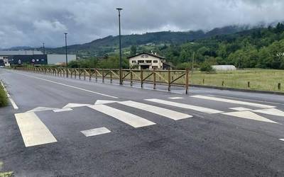 Urkizuaran kaleko lanak amaituta, paseorako gune berria dute Elorrion