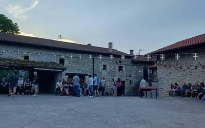 Eguraldi bikaina izan zuten Añeseko jaietan