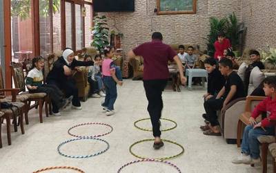 Zisjordanian errefuxiaturiko zortzi umek Durangaldean pasako dute uda lehenengo biderrez