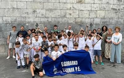 Pilota plazara aterata amaitu du denboraldia Lagunak Pilota Eskolak