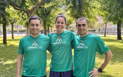 Zuhatza Trail ekimeneko kamisetak eta bazkari herrikoirako txartelak salgai jarri dituzte