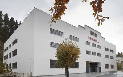 Arrasateko EAJk salatu du Udal Gobernuak "ezintasuna" duela laguntzak erakartzeko orduan