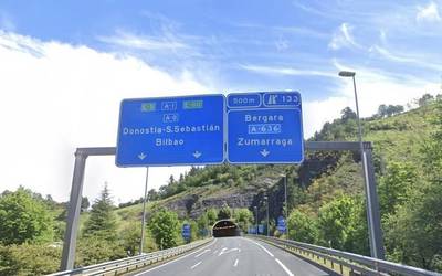Bergarako iparraldeko lotunea itxiko dute bihar AP-1ean asfaltatze lanak egiteko