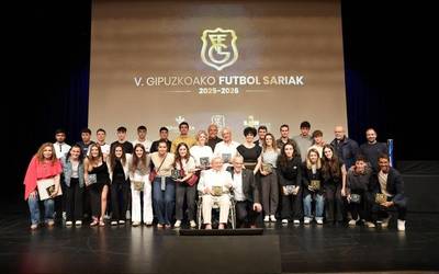 Hainbat debagoiendar saritu dituzte Gipuzkoako Futbolaren Galan