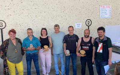 Giro ederrarekin iragan da Gasna eta Artisauen Feria Etxalarren