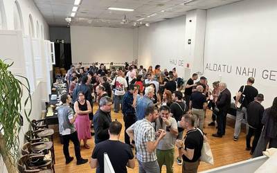 Euskalerria Irratiko kolaboratzaileen zizka-mizka, denboraldi berezi baten amaiera giro ederrean