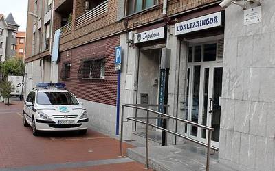 Sopelako Udalak diziplina-espedientea ireki dio Udaltzaingoko agente bati