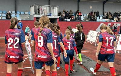 Altsasu Kirol Elkartea, neska futbolarien bila
