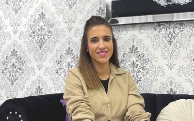 Naike Saralegi: "Harreman politak sortu ditut lanbideari esker"