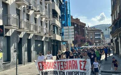 Porlandegiaren errausketa proiektua etetea eskatu dute