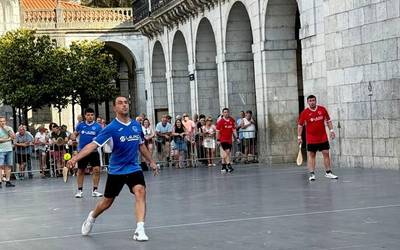 Ohiko aurpegiak plazako pala txapelketetako finaletan