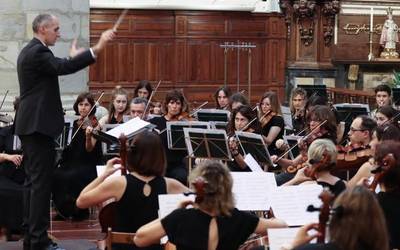 Bergarako Orkestra Sinfonikoak musikaz beteko du Santa Marina eliza