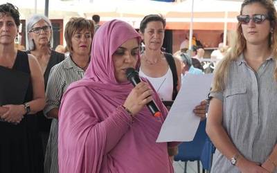 Festa eta aldarria bat Errefuxiatuen Munduko Egunean