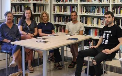 Literaturaz euskaraz gozatu nahi dutenen kluba handitu nahi dute uda osterako