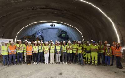 Belateko tunel berriaren bi ahoak elkartu dituzte