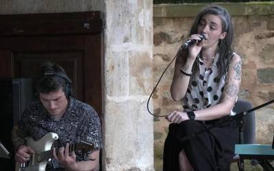 Pop, jazz, rock eta soul abesti klasikoen bertsioak Ra taldearen eskutik