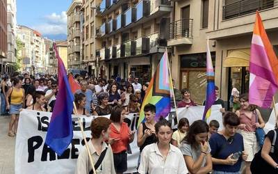 Kuir Eztandak "oldarraldi erreakzionarioari" aurre egiteko mobilizazioa egingo du Durangon