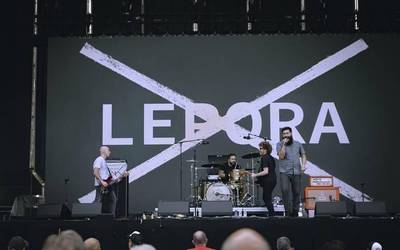 Azkena Rock jaialdiak 48.000 pertsona baino gehiago bildu ditu
