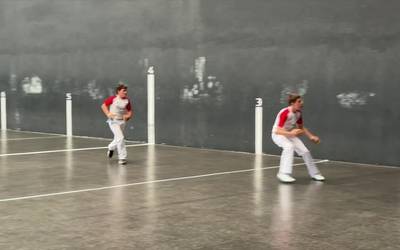 Pilota Eguneko bederatzi final jokatu dituzte oñatiarrek