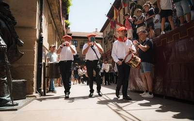 Katximorro, algaran murgiltzeko prest